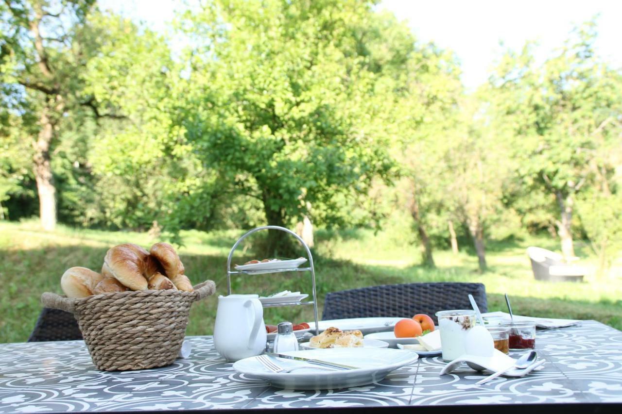 Tauber Lodge Креглинген Екстериор снимка